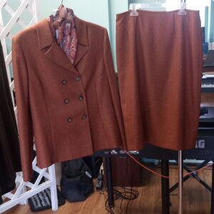 LeSuit Two-Piece Suit